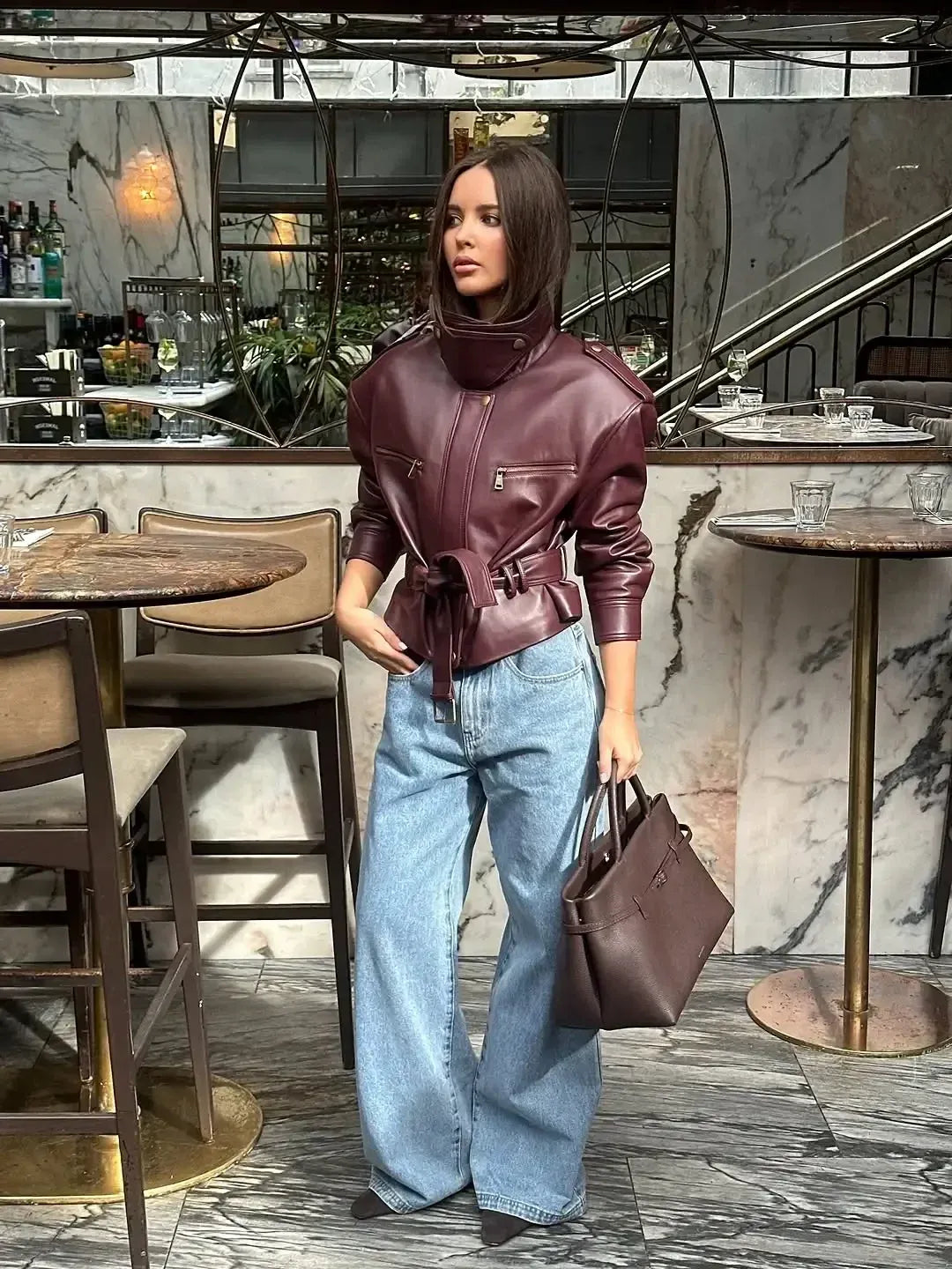 Chaqueta de mujer en color burdeos liso