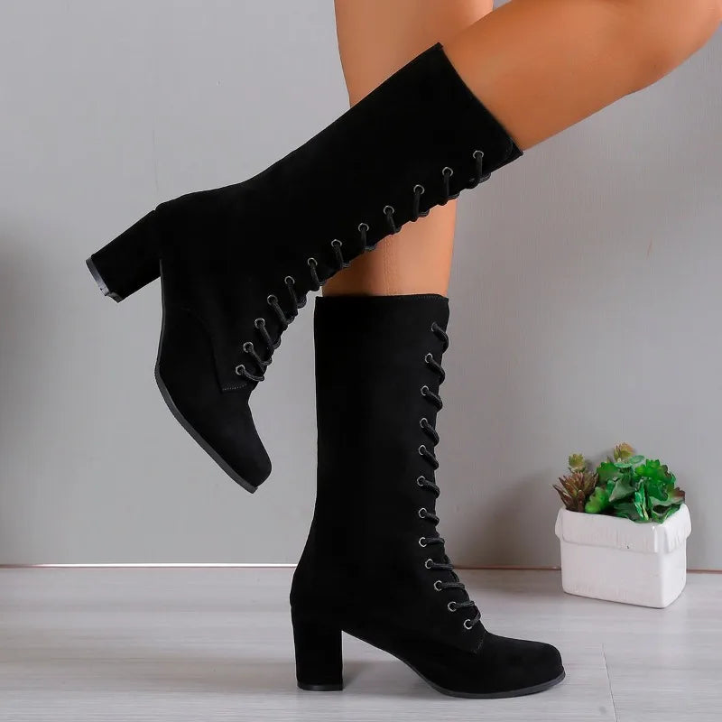 Botas con Cordones Cruzados Valerie
