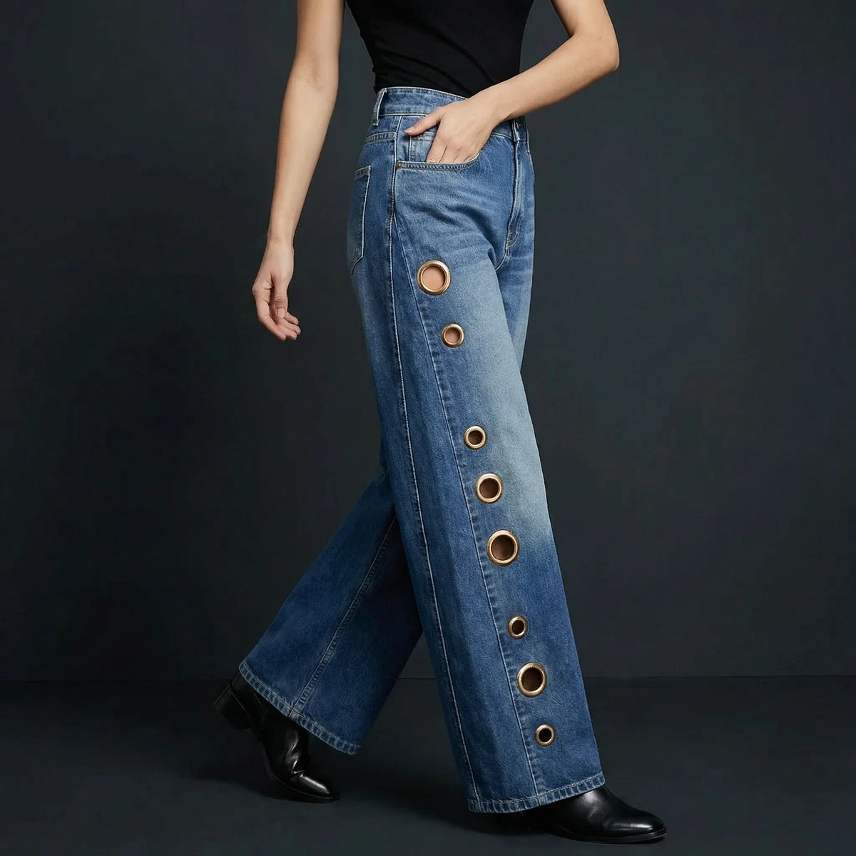 Vaqueros de Pata Ancha con Recortes Luna
